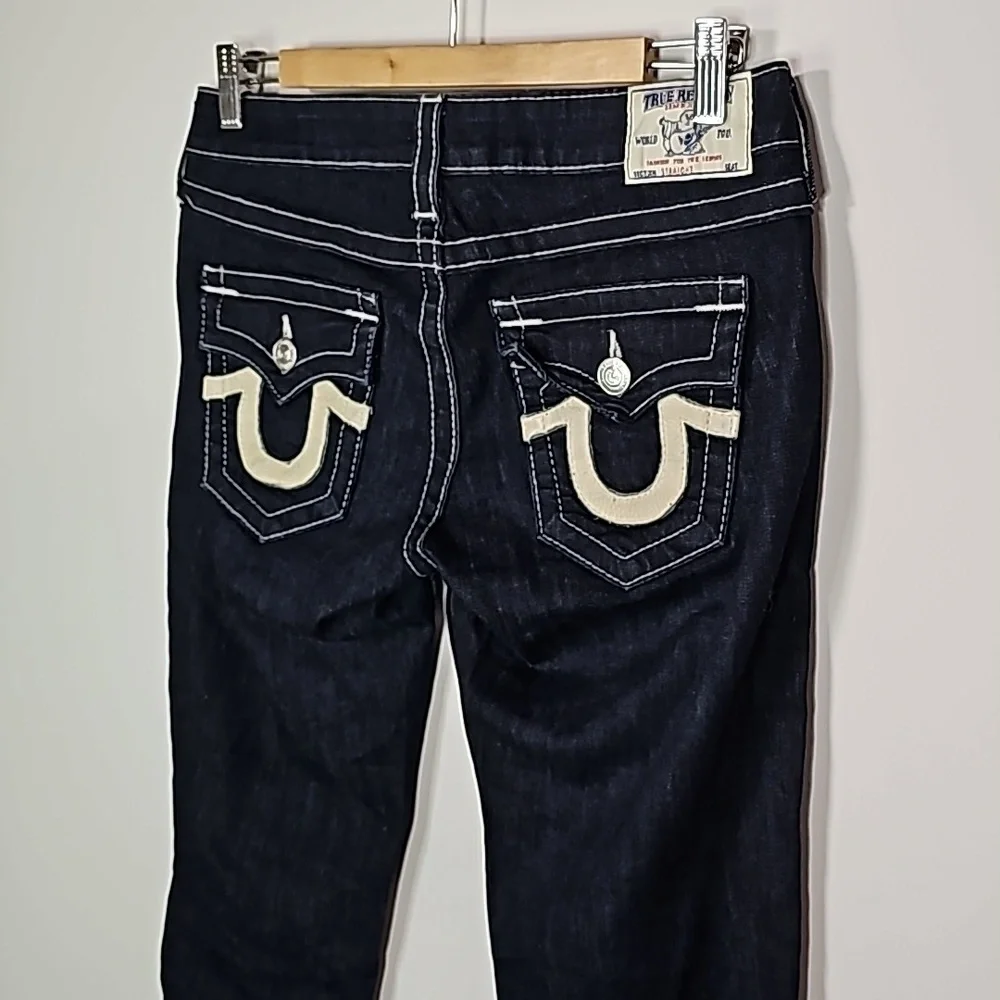 TRUE Religion 27x31 dark wash straight leg jeans - Picture 4 of 8
